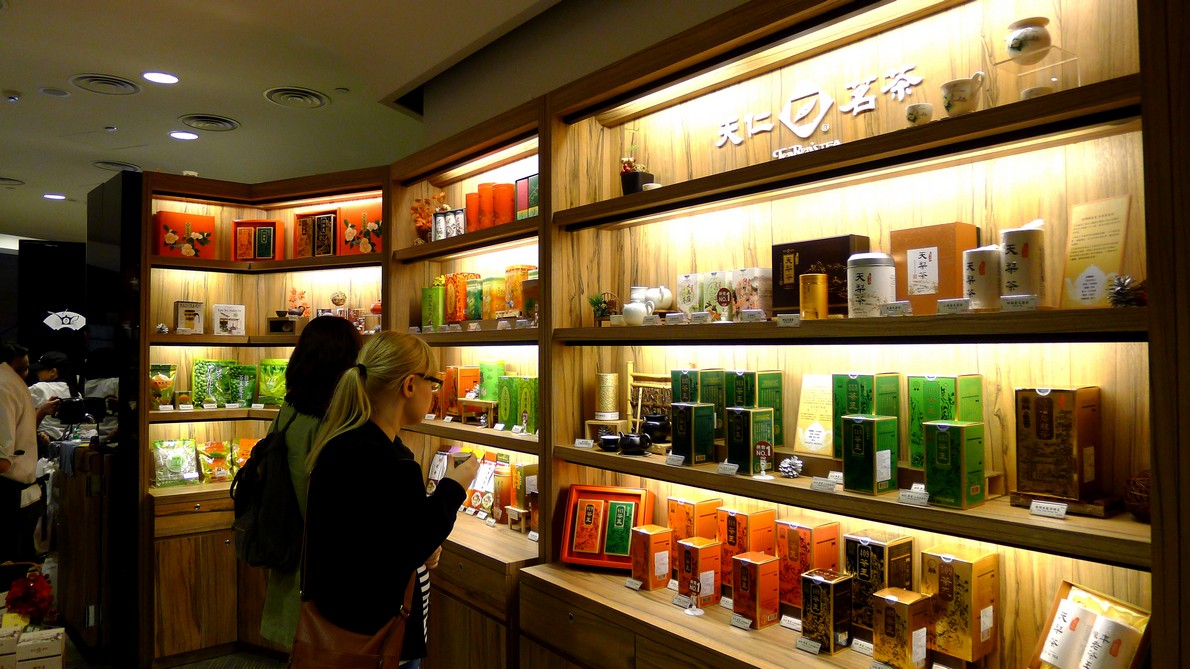 Ten Ren Tea To Go Eslite Causeway Bay Hong Kong instanomss nomss travel blog