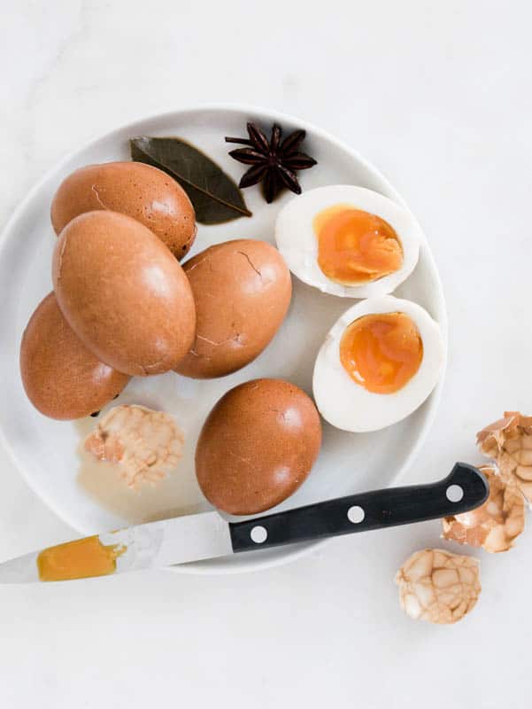 https://www.nomss.com/wp-content/uploads/2020/10/Chinese-Tea-Leaf-Eggs-Nomss-b-7.jpg